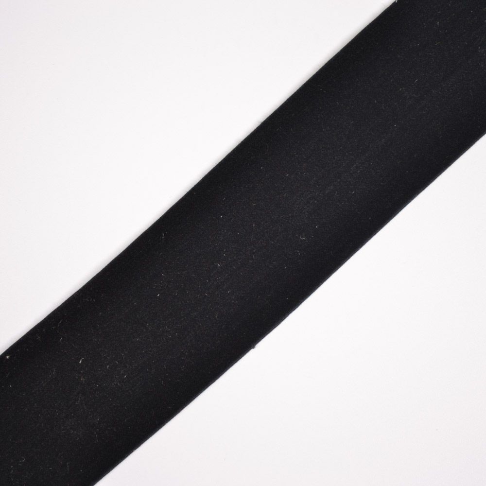 Elastická zamatová guma 4 cm čierna