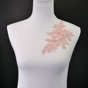 Aplikácia na šaty kytica ružová - ľavá strana
