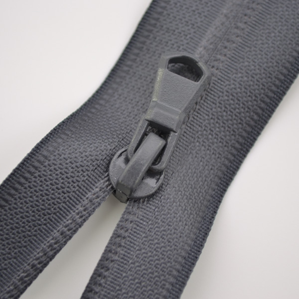 Zips Sarah vodeodolný deliteľný 5mm - tmavošedá 42 cm